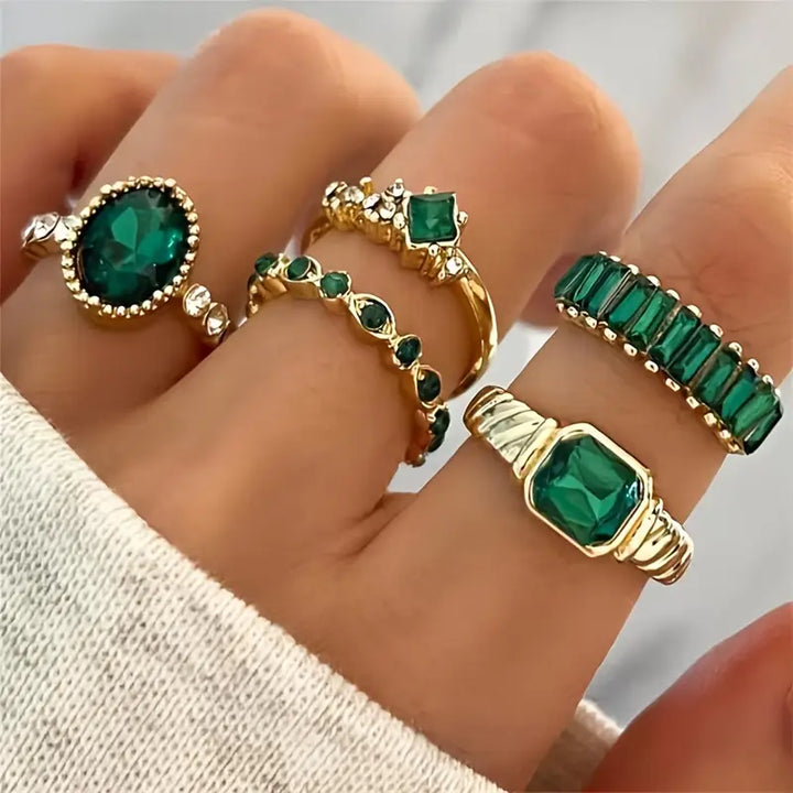 BettyRae - Exquisite Emerald Gold Ring Set