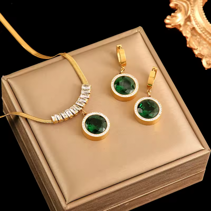 BettyRae - Vaeloria Jewelry Set
