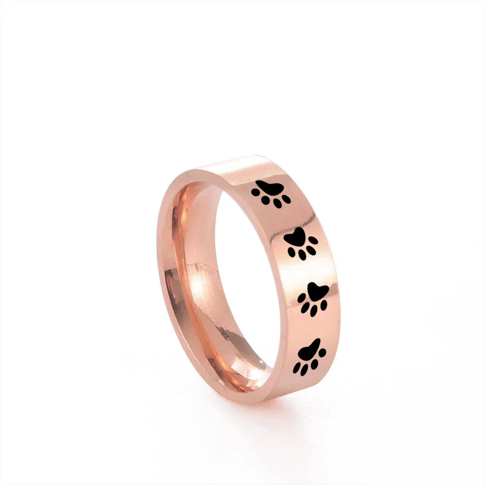 Paw Ring in Stainless Steel – Symbolic Jewelry for Animal Lovers