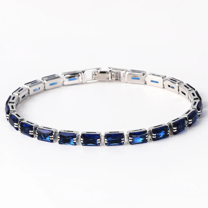 BettyRae - Thalindra Bracelet | White Gold