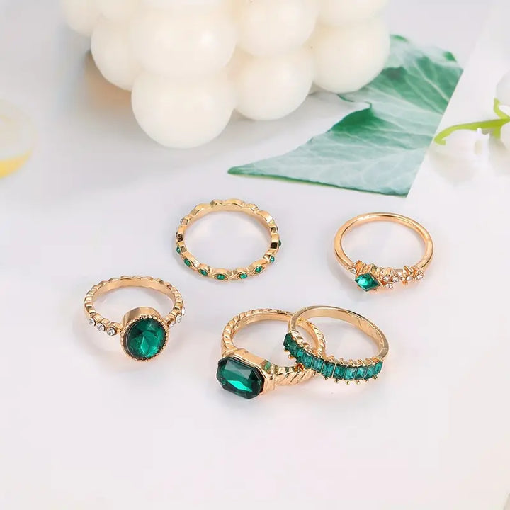 BettyRae - Exquisite Emerald Gold Ring Set